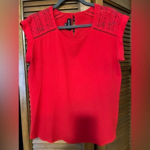 Fortune+Ivy Calistoga lace detail blouse. Red. Size L.